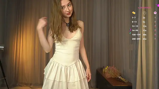 deeannaboera (F teen) - tease with my panties