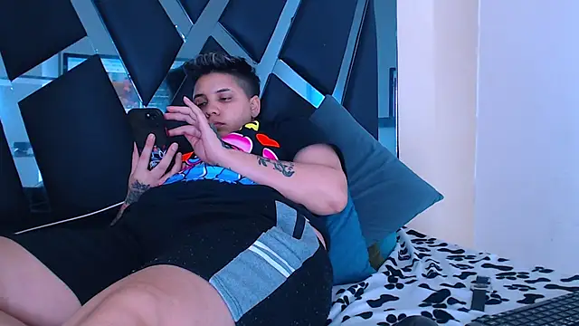 karla_sexy21 - Karla_sexy21's free webcam