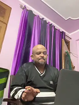 Dick_6inches_Delhi webcam