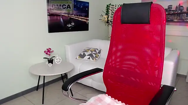 lily_flower7 - Lily_flower7's free webcam - UK Sex Cams