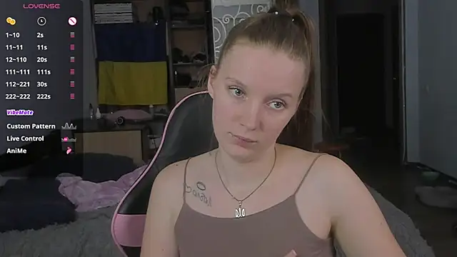 Mary_Blu webcam