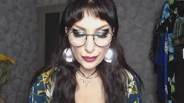 Aziza1 Live Webcam on Stripchat