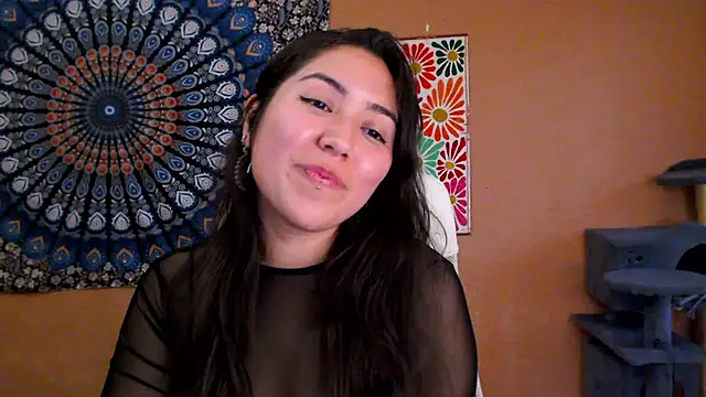 IntimateTales webcam