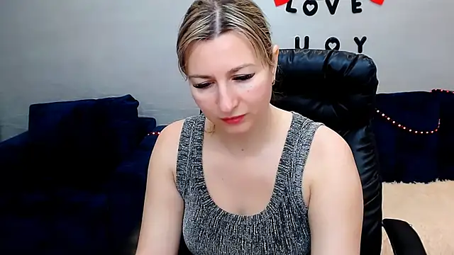 Incredible_Ariela webcam