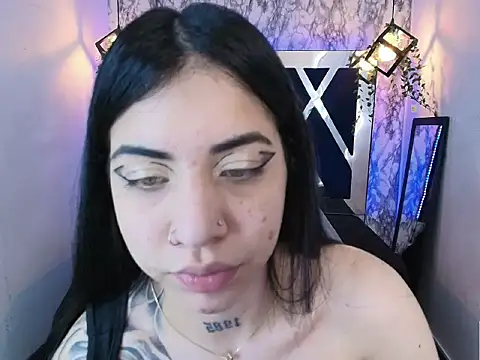 Violet_m webcam
