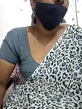 Tamil_Meera12 webcam