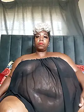 BustyWendyXXX47 webcam