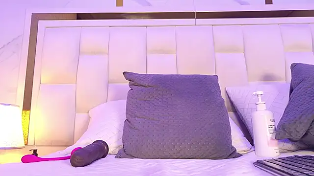 samanthaa_sm webcam stripchat model stream image