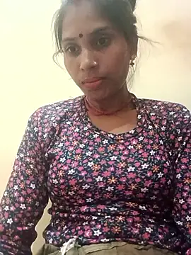 Veshali_Love143 webcam