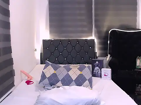 sylvannia_cumslut webcam