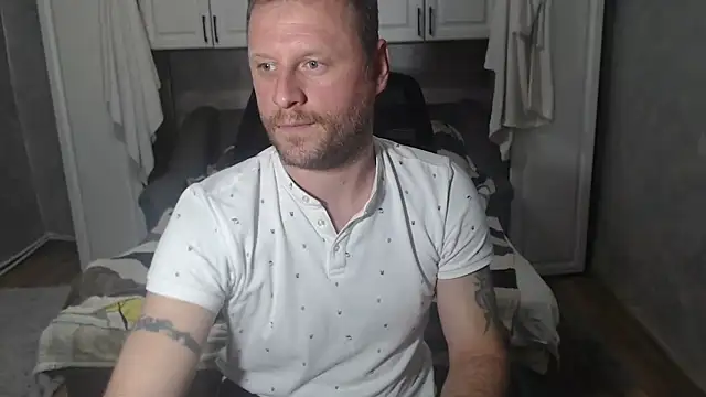 alex_beauty2025 (Ask my age) - flash cock