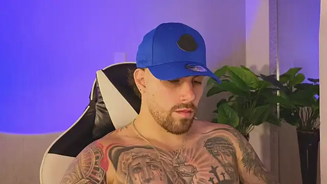 ades_lowe (M young) - cum show