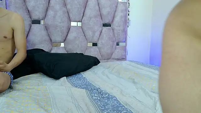 lana_and_liam_ (G teen) - Eat ass