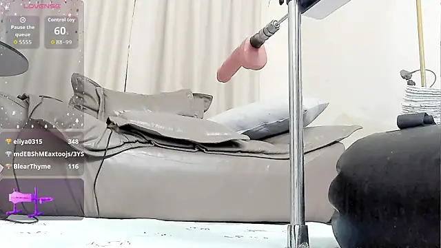 fox-yiyi (F milf) - 阴道塞鸡蛋egg in pussy