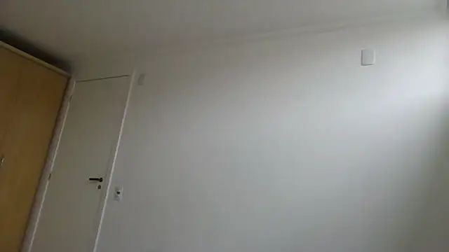 JUNINHOLEKEJR webcam