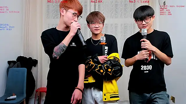 Delicious-boys-001 webcam