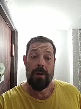 zefside42 (Ask my age) - naked dance