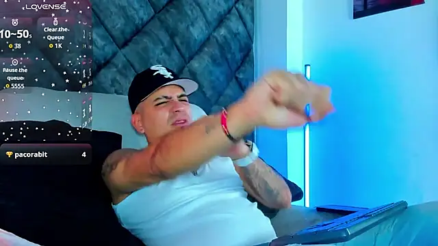 owenstonne_ (M young) - cum show