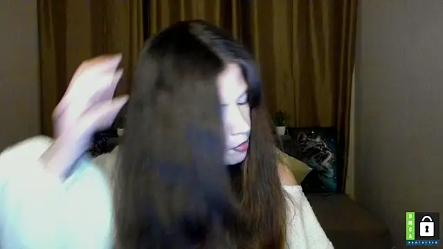 Alicia_redfollow webcam