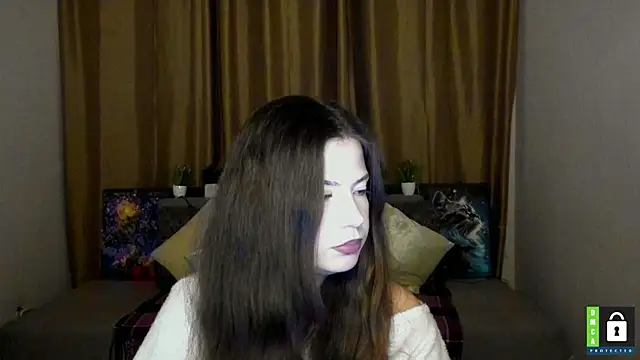 Alicia_redfollow webcam