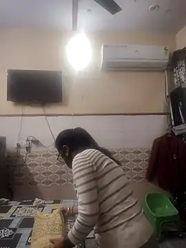 meenu_bhabhi547 webcam