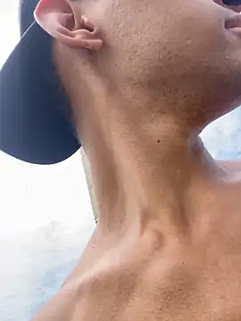 Eduardosexy00091 webcam