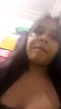 Charis_21 webcam