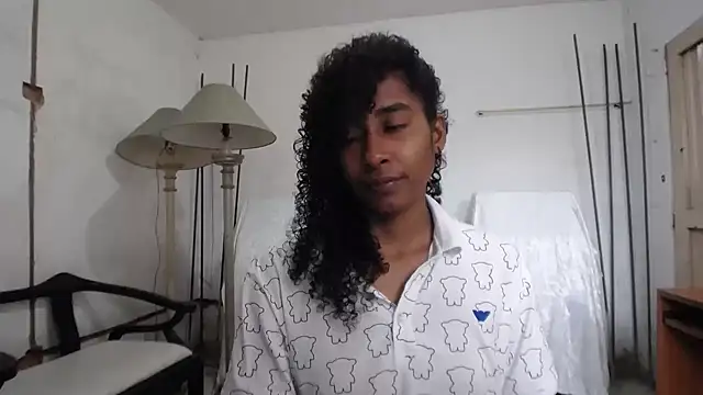 yohatinelly07 webcam