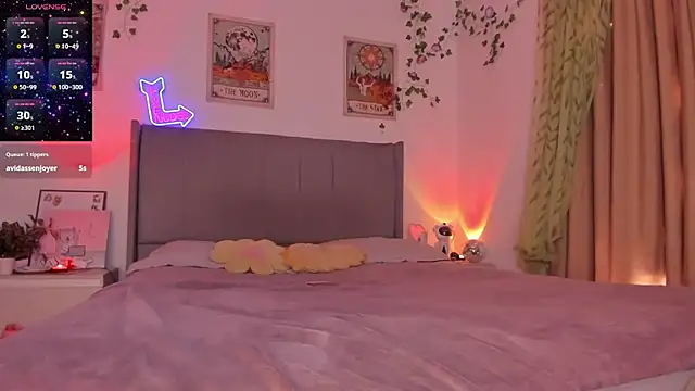 Whitekitty-exe webcam