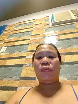 squirtshantal webcam