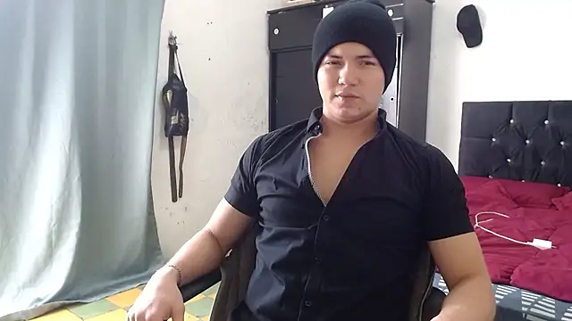 suckmydickbitch97 - Suckmydickbitch97's free webcam