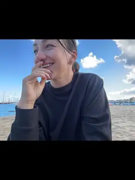 Ninabigtitied webcam