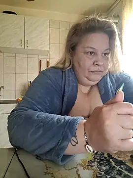 ariannamilf (F milf) - 💜Show oil &Fuck tits!!!!💜