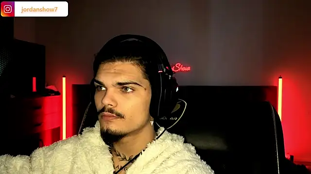 JordanShow webcam