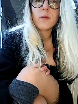 dolcehelena993 webcam