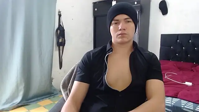 suckmydickbitch97 webcam