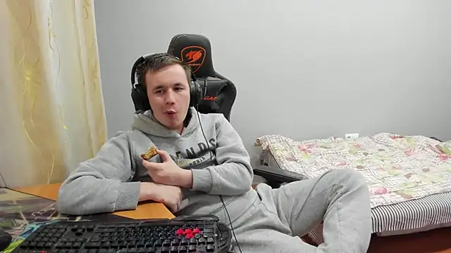 iliaskrislove webcam