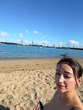 Ninabigtitied webcam