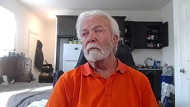 rockpoint69 - Rockpoint69's free webcam - UK Sex Cams