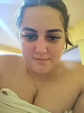 barbielamaravilla11 (F young) - 🌸🌷suck and bite my dildo🌷🌸