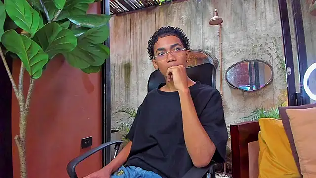 alancutee (M twink) - NAKED