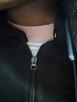 laxmi_89 (F young) - Oiling bobs 🫦