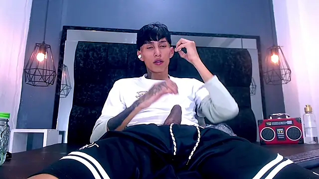 daniel_delux_ (M young) - 🍆cum show💦