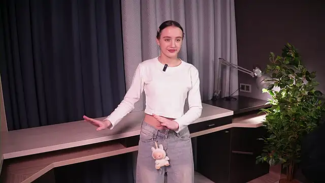 jessegudgel (F teen) - SPIN AROUND, SHOW MY OUTFIT