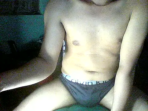 Cloudy_Binhandsome webcam