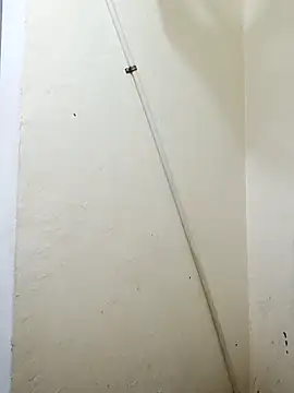 blondebitchlitle webcam