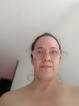 nicolle_milf1978 webcam