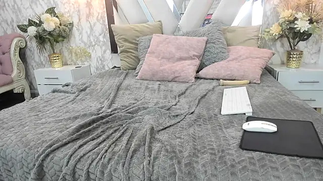 Mysterius_Woman webcam