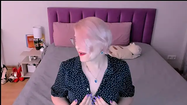 sabrinamacmarren - Sabrinamacmarren's free webcam - UK Sex Cams