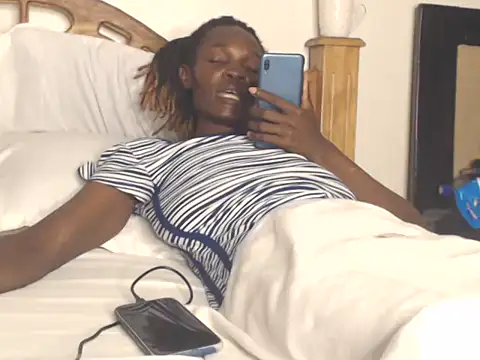 squirt_woman2 (Ask my age) - reach for fuck